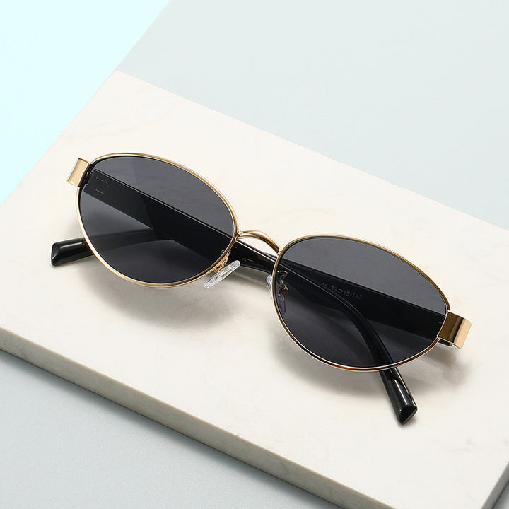 Fashionable Sunglasses In Modern Style Kalsten