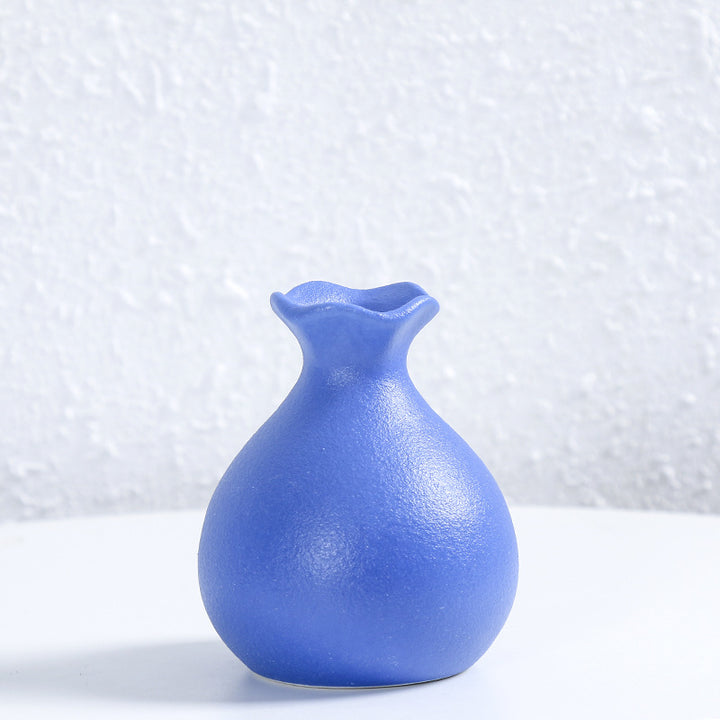 Unique Curved Ceramic Flower Vase Kalsten