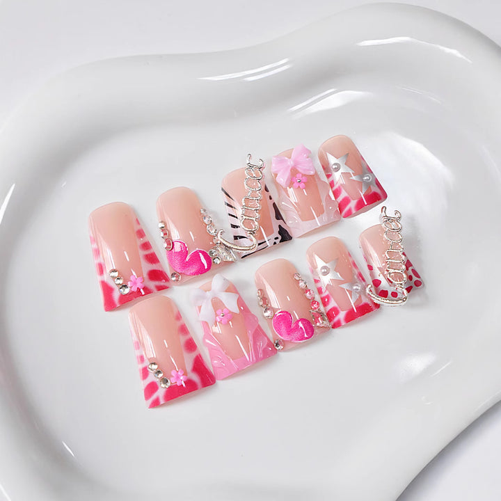 Glamorous Nail Art Kalsten