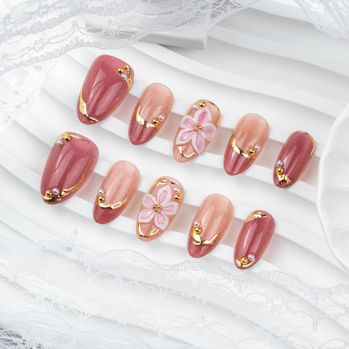 Floral-Inspired Press-On Nail Set Kalsten