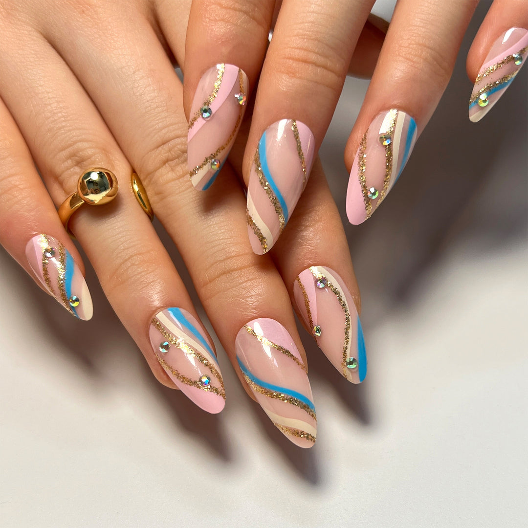 Artful acrylic nails with maritime design Kalsten