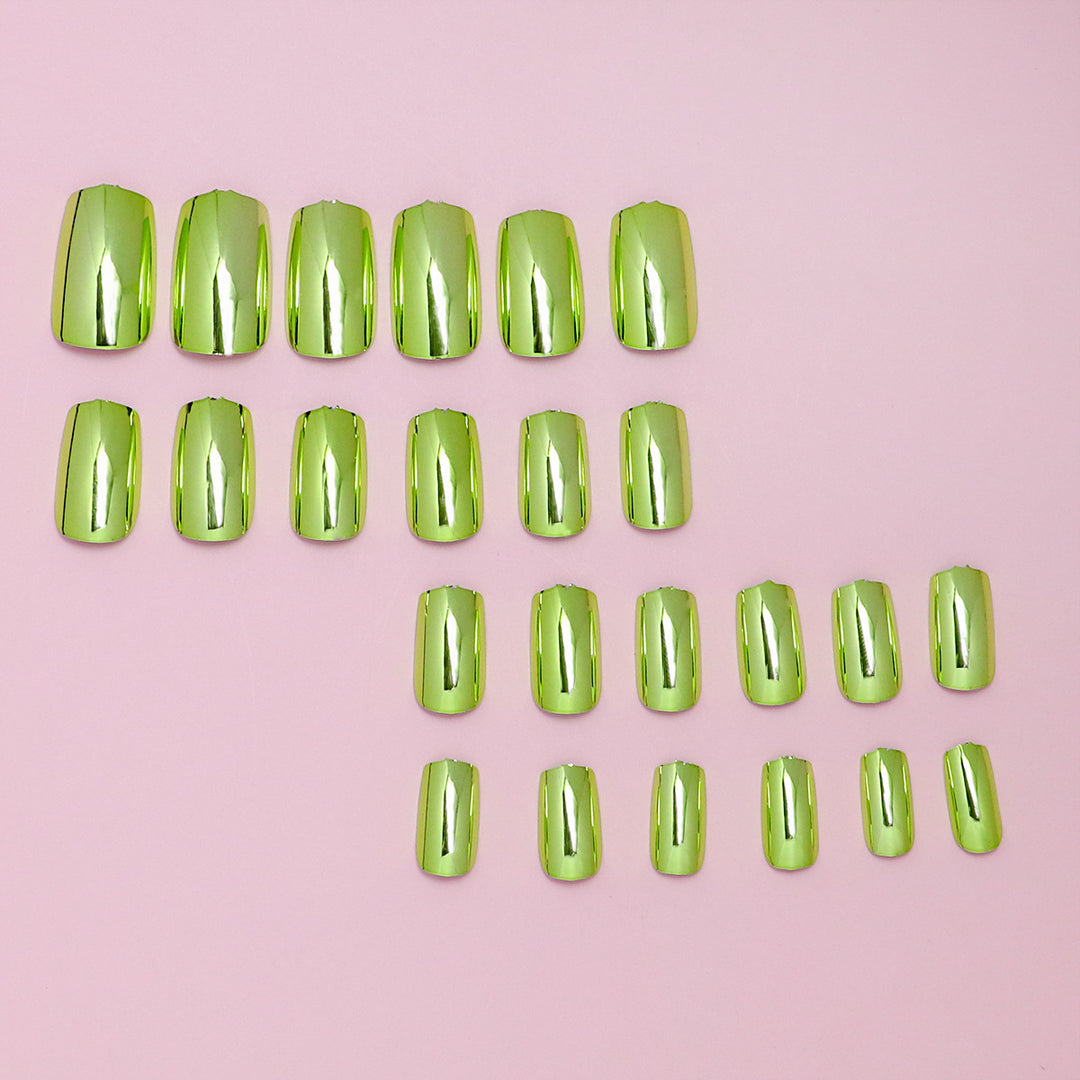 DIY Glossy Press-On Nails Kalsten