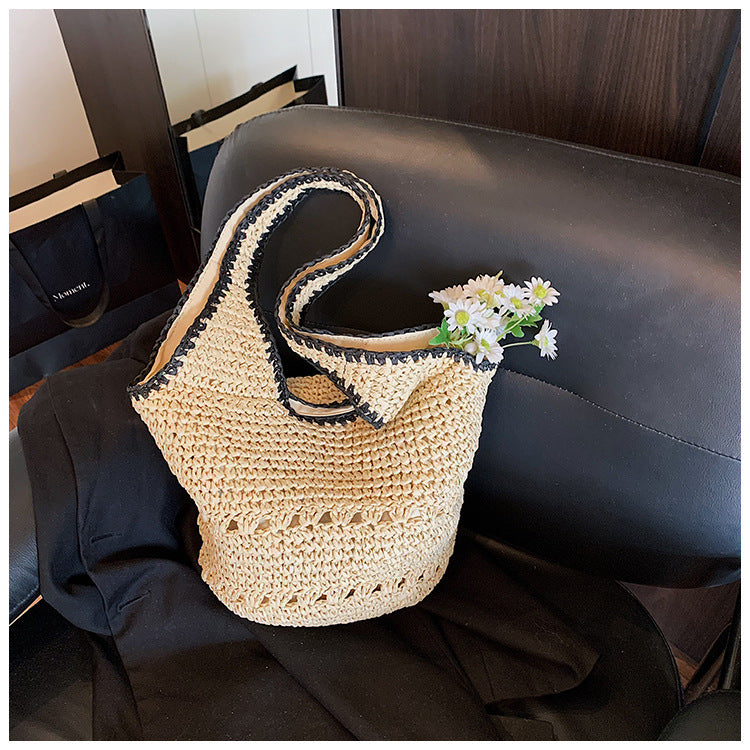 Braided tote bag with unique structure Kalsten
