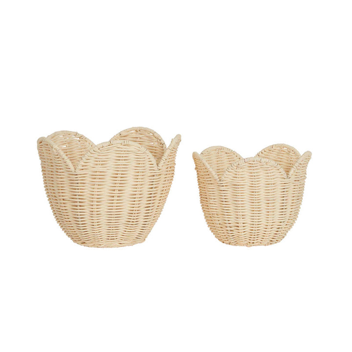 Handwoven basket with elegant shape Kalsten