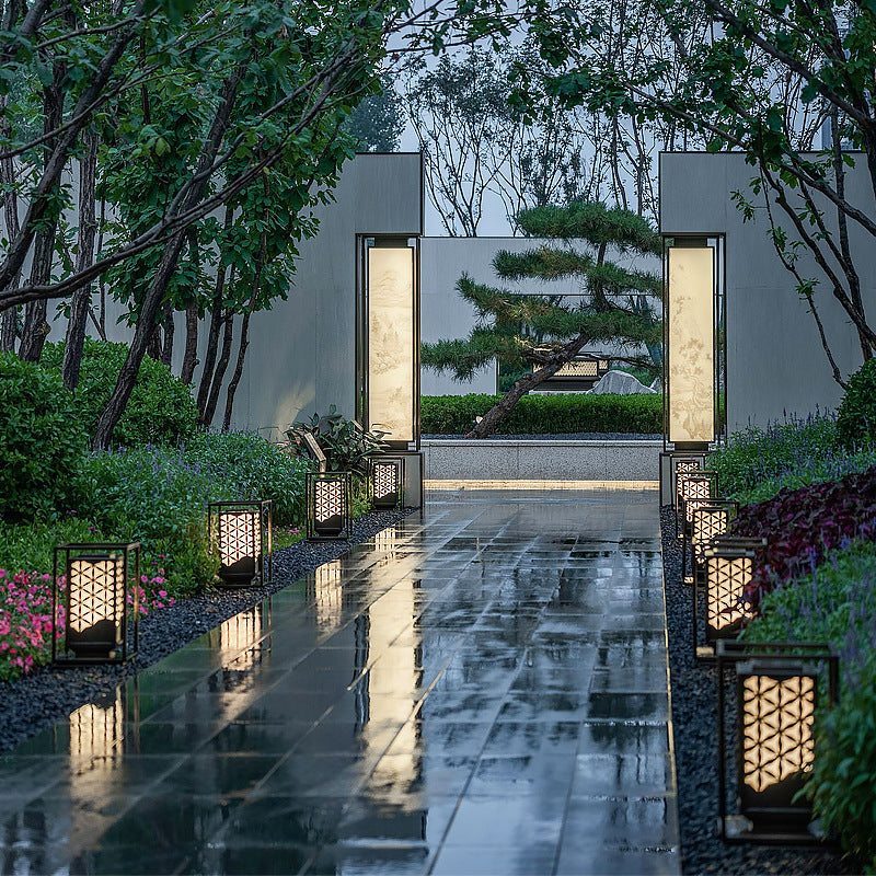 Outdoor Decorative Solar Lantern