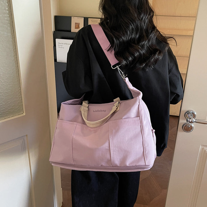 Spacious Multi-Functional Weekend Duffel Bag Kalsten