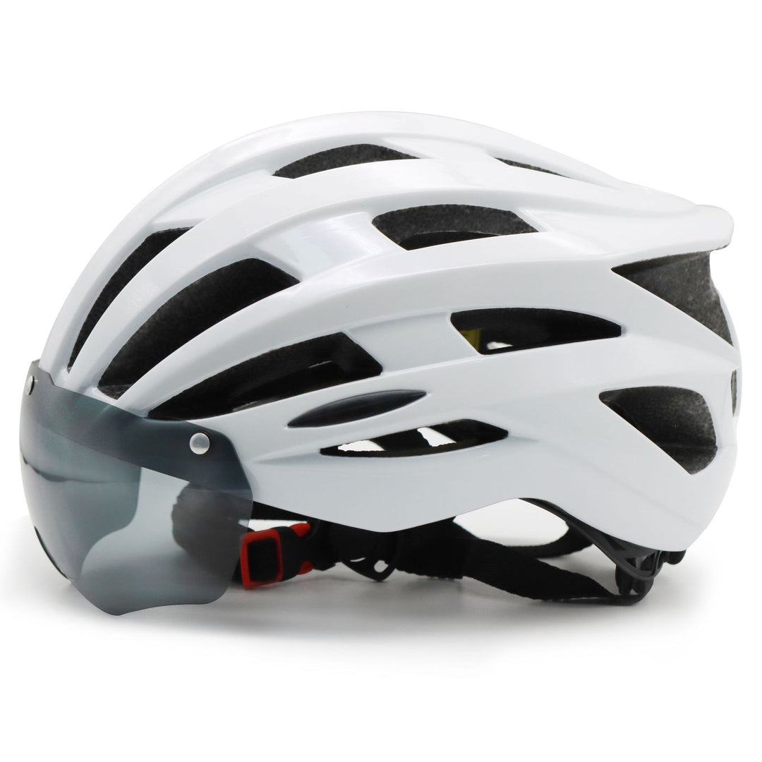 Road bike helmet with visor-friendly design and excellent ventilation Kalsten
