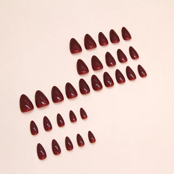Artificial nail set with elegant pointed shapes Kalsten