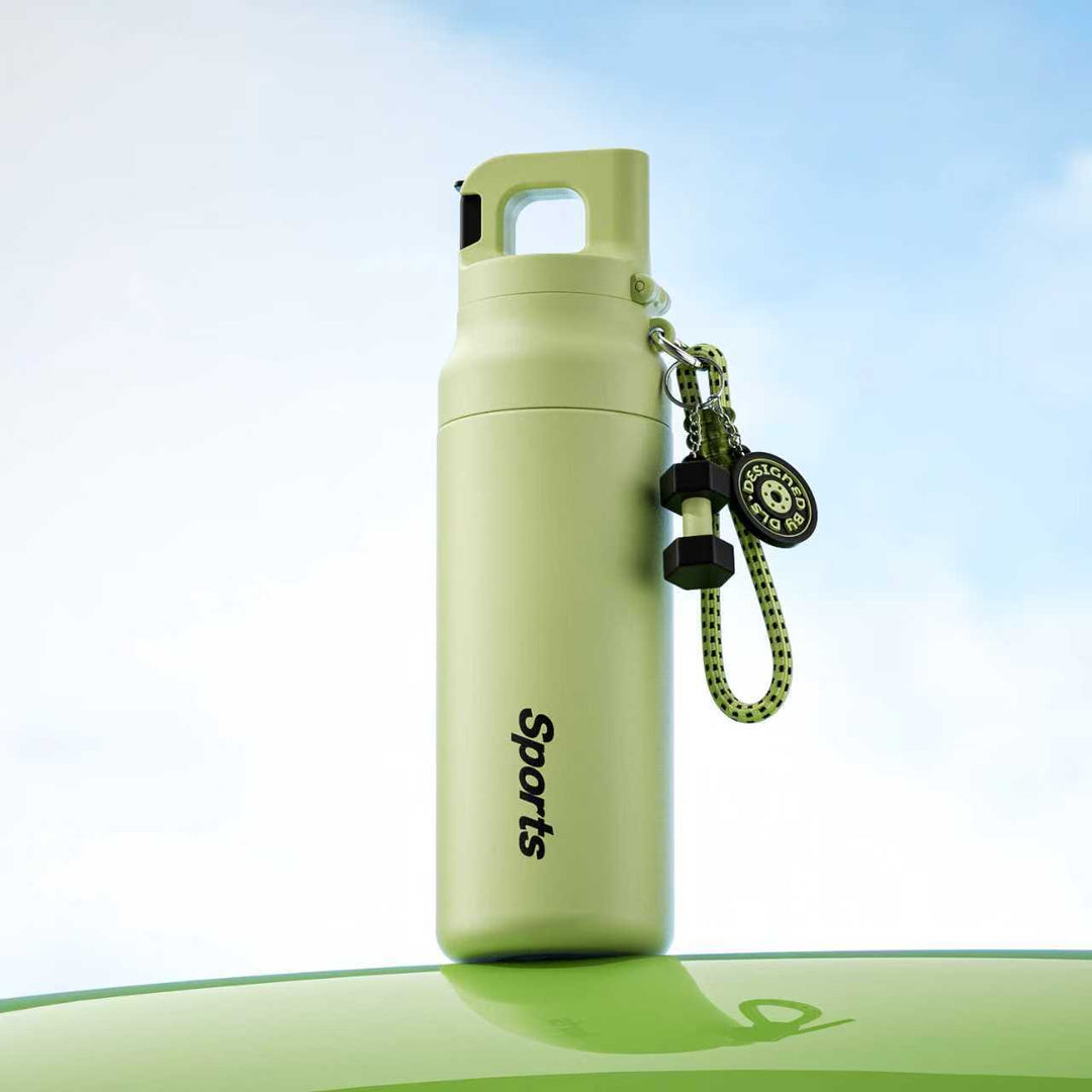Ladies sporty water bottle with innovative closure Kalsten