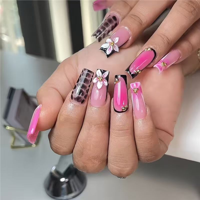 Artistic 3D Press-On Nail Enhancements Kalsten