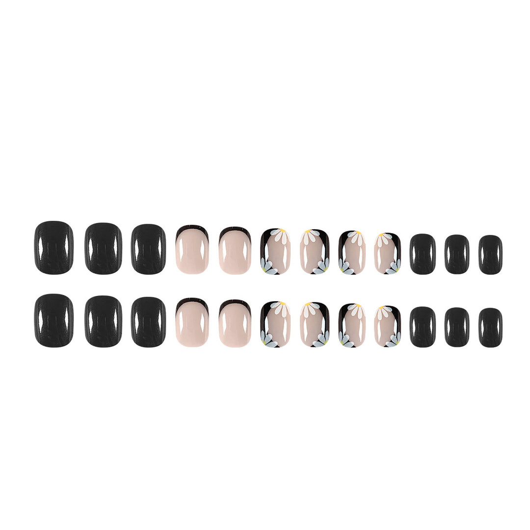 Elegant and creative nail art Kalsten