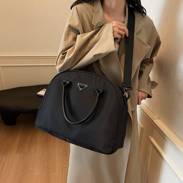 Elegant Structured Handbag Kalsten