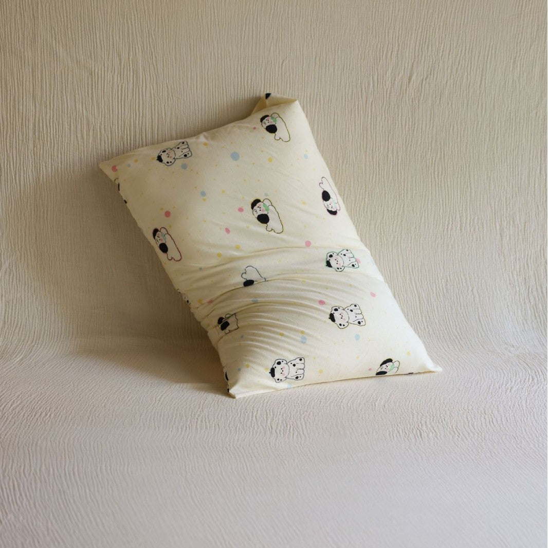 Children's pillowcase made of cotton percale with cute bear print