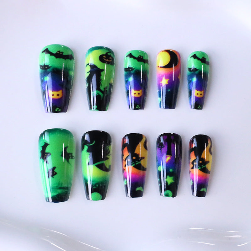 Halloween-Inspired Glow-in-the-Dark Nail Art Kalsten