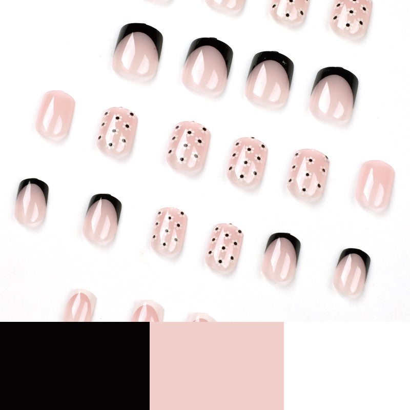 Artful Nail Art with Flower Design Kalsten
