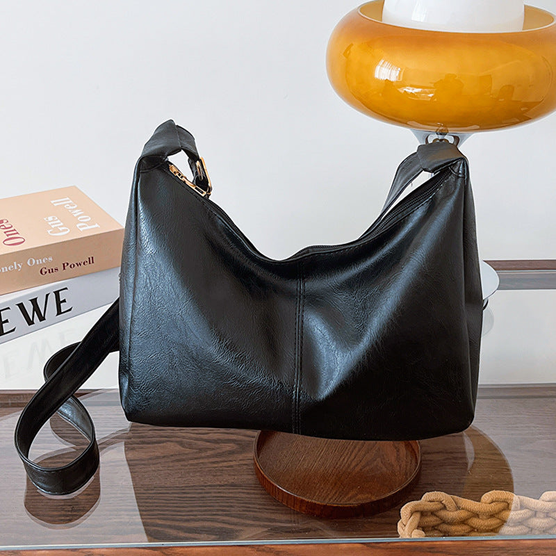 Sleek Casual Shoulder Bag