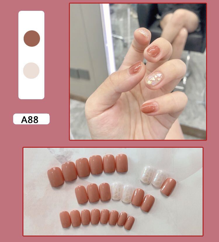 Elegant Press-On Nail Set with Decorative Gel Accents