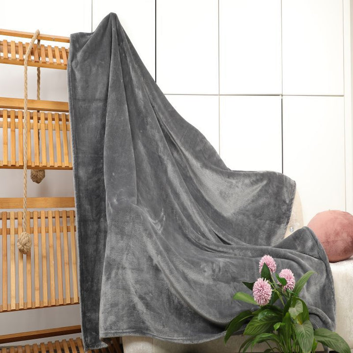 Luxurious Soft Microplush Throw Blanket