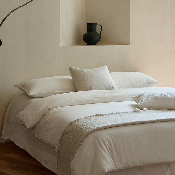 Linen bedding set with duvet cover, pillowcases and bed skirt