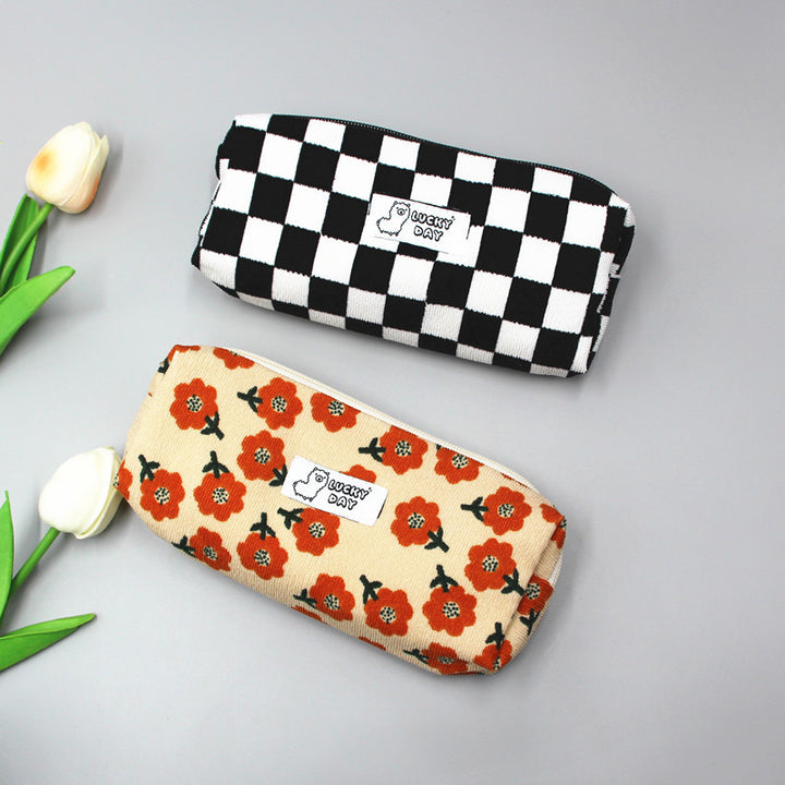 Checked Pattern Zippered Pencil Case Kalsten