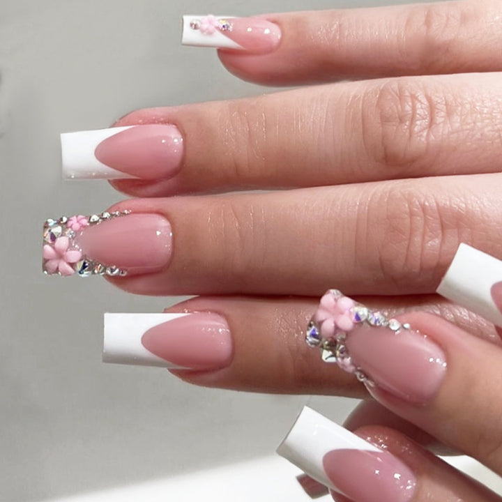 Nail set with elegant flower and glitter decorations Kalsten
