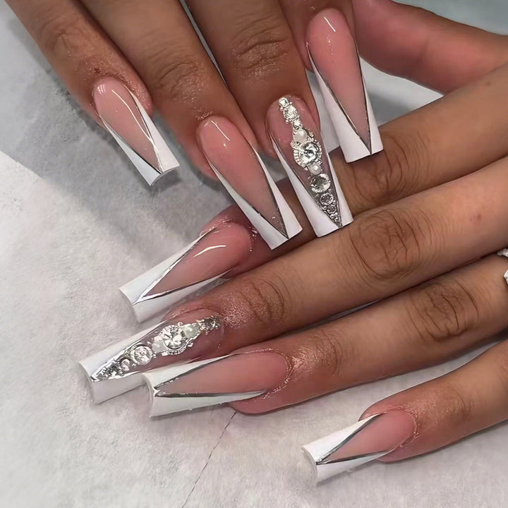 Artificial nails with elegant tips and glitter details Kalsten