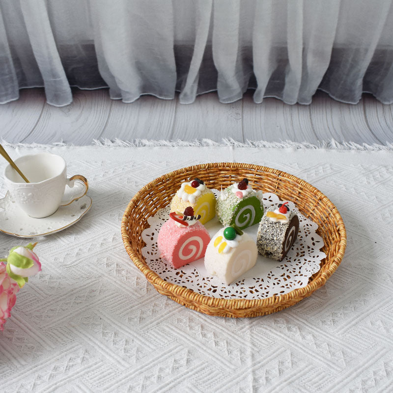 Leaf-Shaped Woven Serving Platter Kalsten
