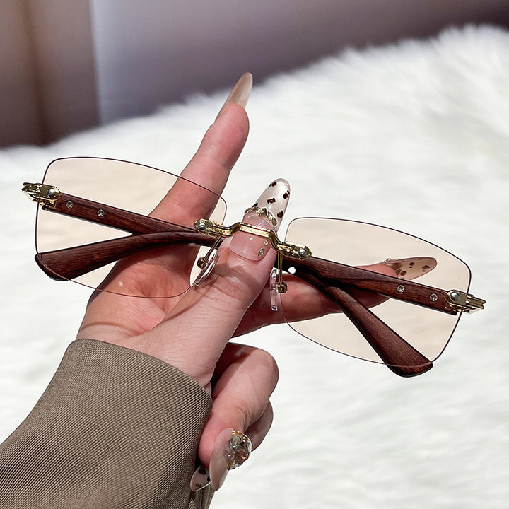 Ladies extravagant fashionable sunglasses with innovative frame Kalsten