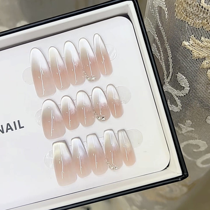 Elegant Press-On Nail Set with Ombre Finish and Decorative Accents Kalsten