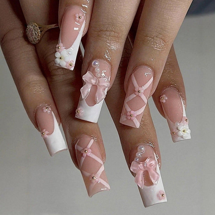 Acrylic Nail Set with Elegant Floral Decorations Kalsten