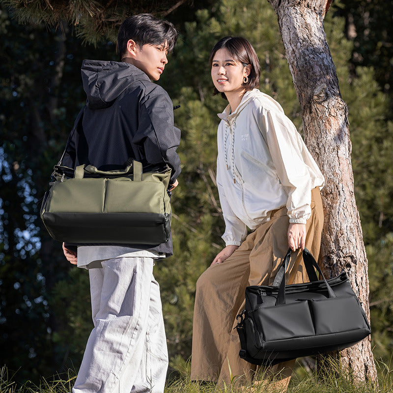 Versatile Multi-Pocket Travel Duffel Kalsten