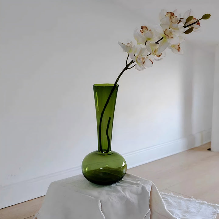 Stylish glass vase with elegant design Kalsten