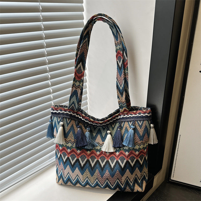 Geometric Patterned Decorative Tote Bag