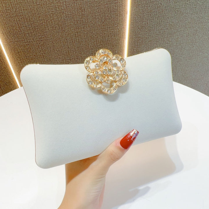 Elegant Floral Brooch Evening Clutch