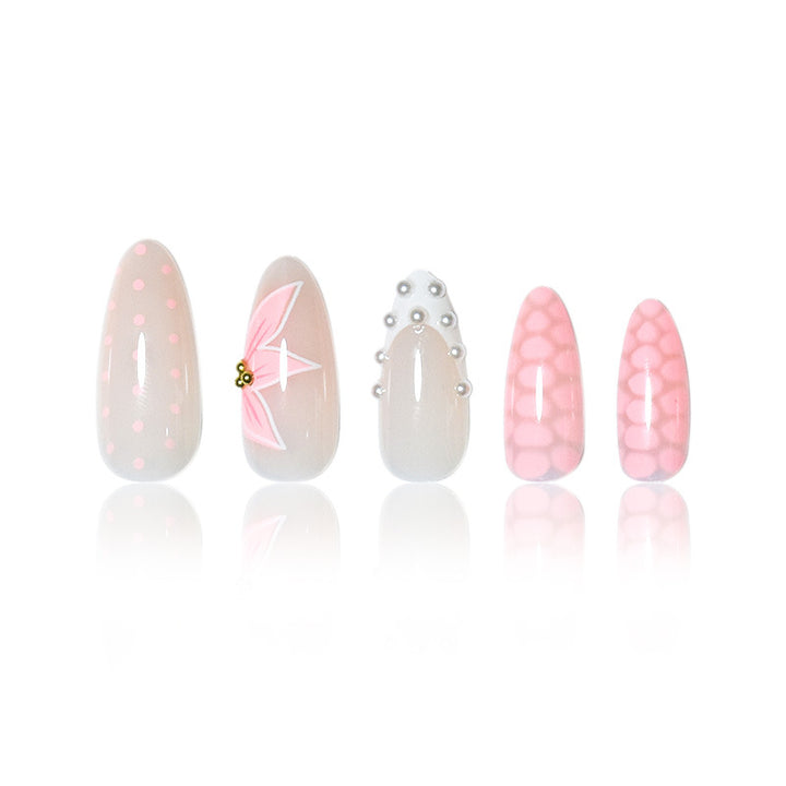 Elegant Press-On Nail Art Set with Unique Designs Kalsten