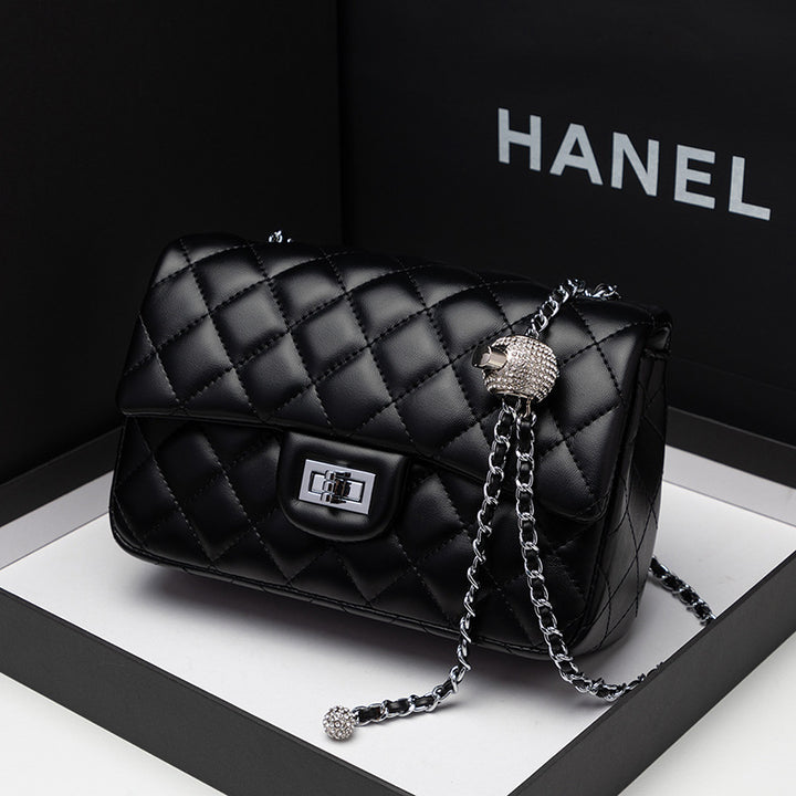 Chic Quilted Crossbody Bag