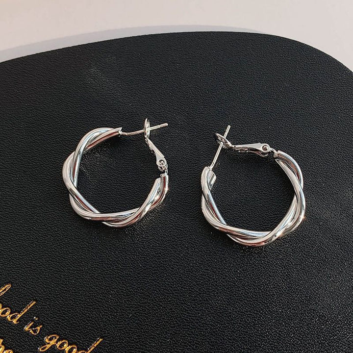 Elegant Spiral Earrings Made of High-Quality Metal Kalsten