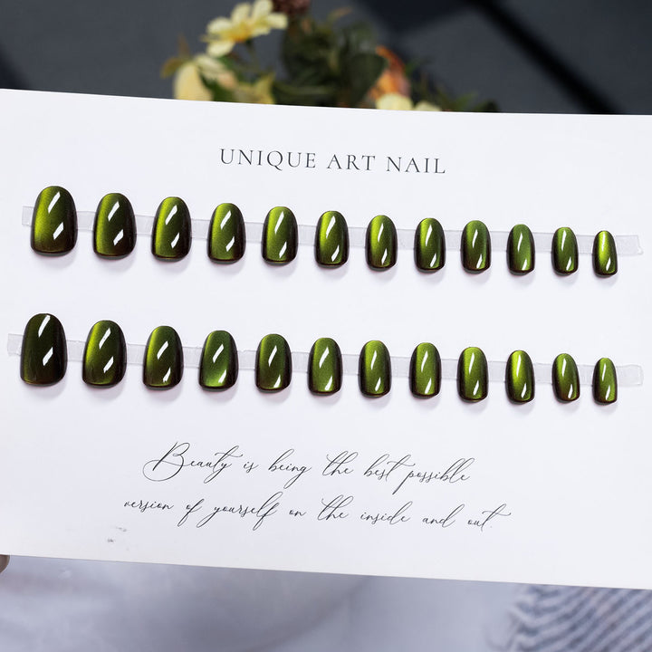 Glossy Press-On Nail Art Set