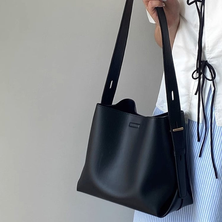 Fashionable everyday bag with adjustable shoulder strap Kalsten