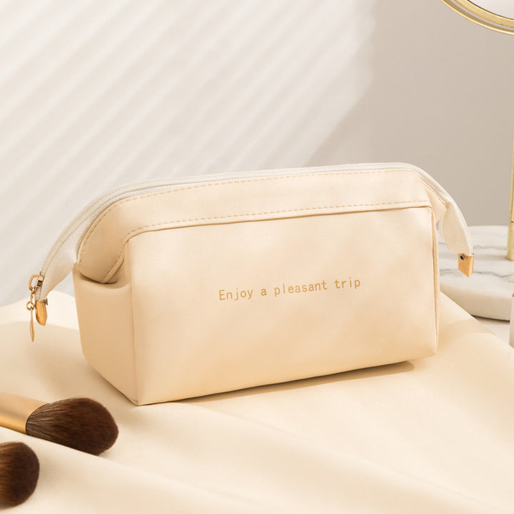 Travel-Friendly Makeup Pouch Kalsten