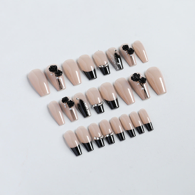 Elegant Decorative Press-On Nail Art Set