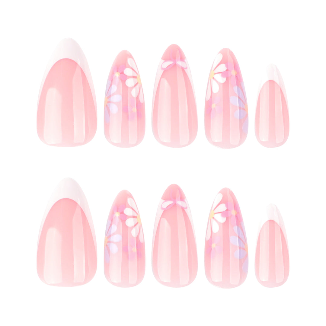 Artful Nail Art with Floral Decorations Kalsten