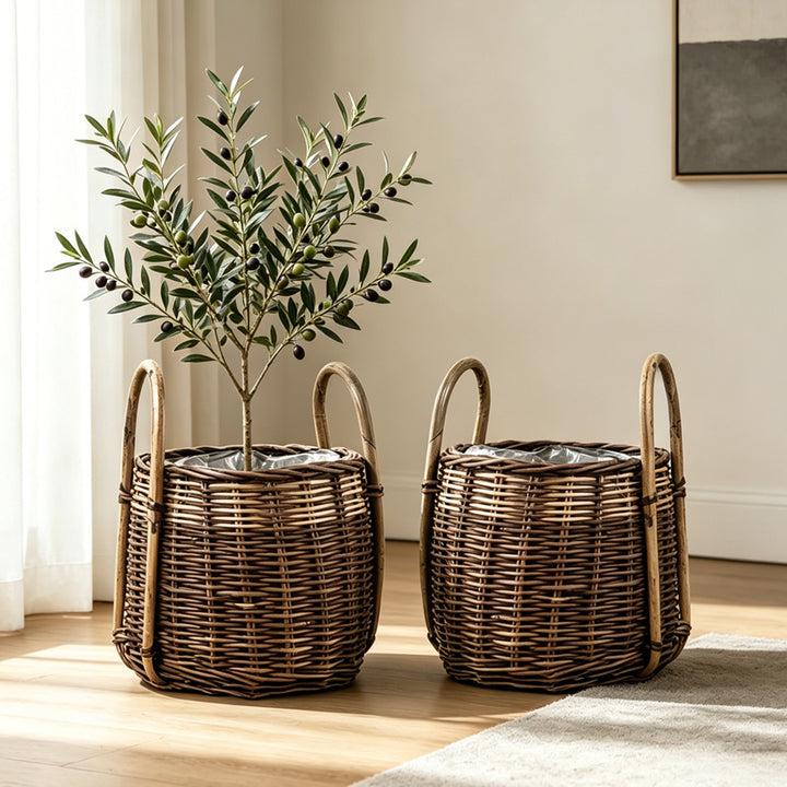 Handcrafted storage basket with natural fiber Kalsten