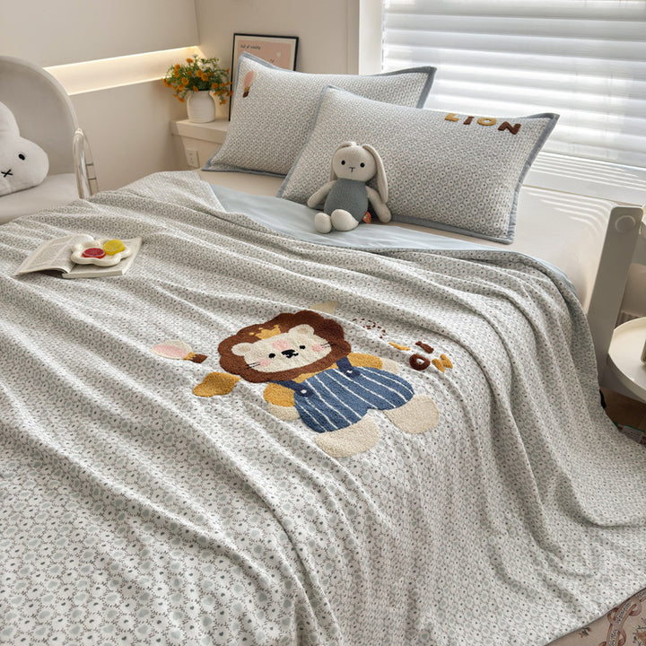 Women Cozy Bedspread with Playful Penguin Design Kalsten
