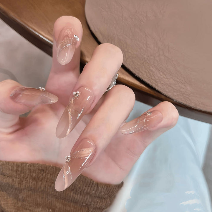 Artificial nails with elegant rhinestone accents Kalsten