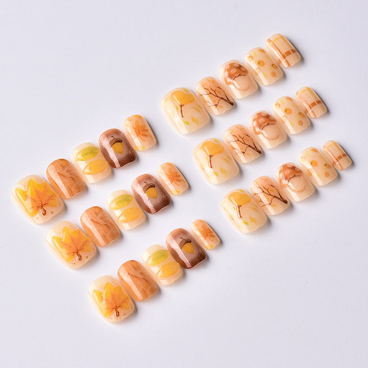 Artistic Autumn-Inspired Press-On Nail Art Set