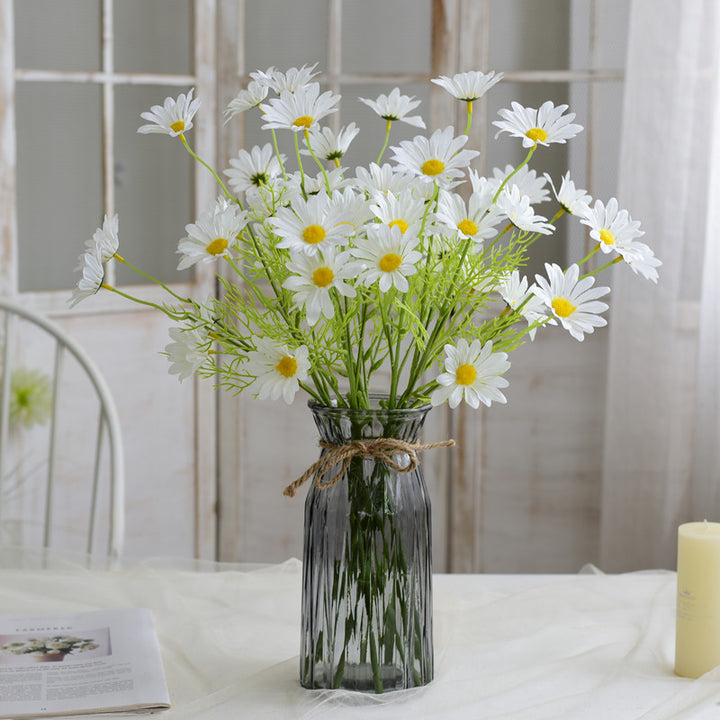 Lifelike Daisy Floral Bouquet
