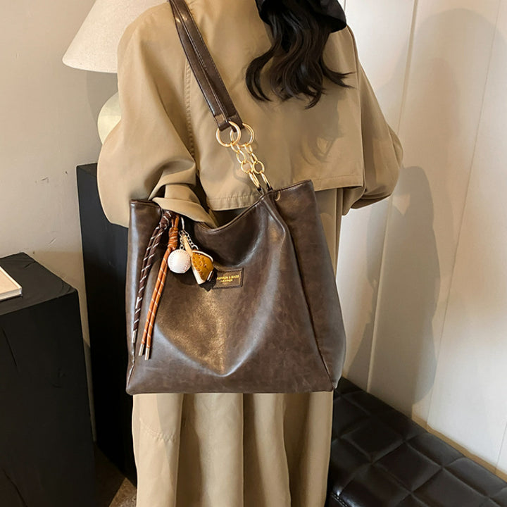 Chic Luxe Handbag Kalsten