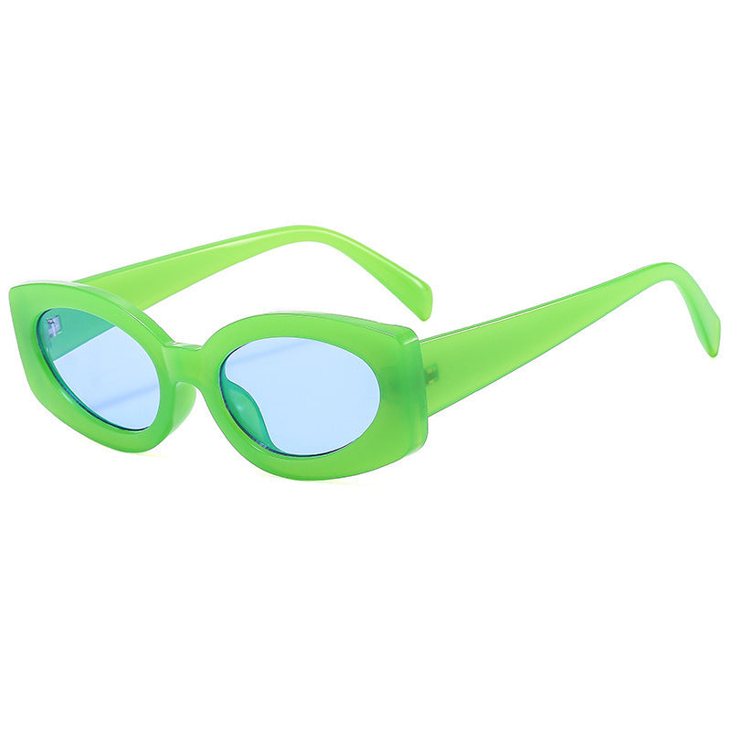Ladies trendy sunglasses with unique, curved frame Kalsten