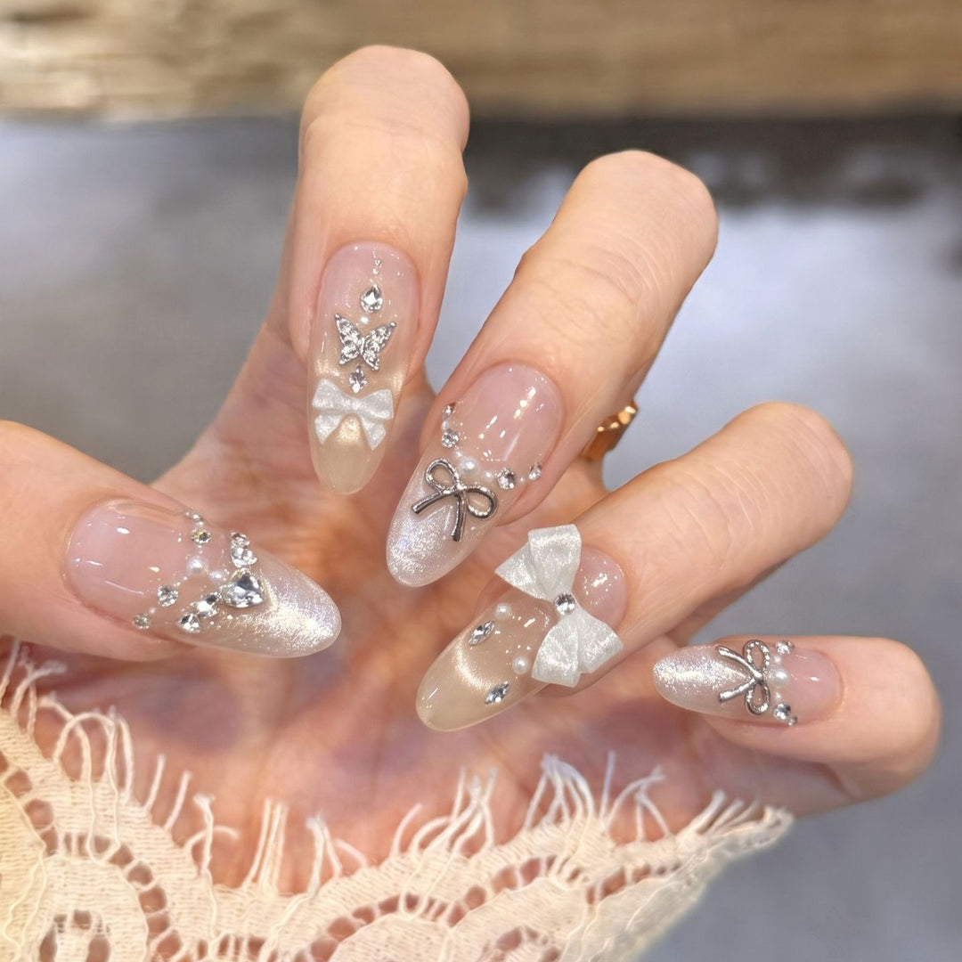 Glamorous Bow-Embellished Press-On Nail Art Set Kalsten